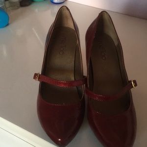Red pump Mary Jane style